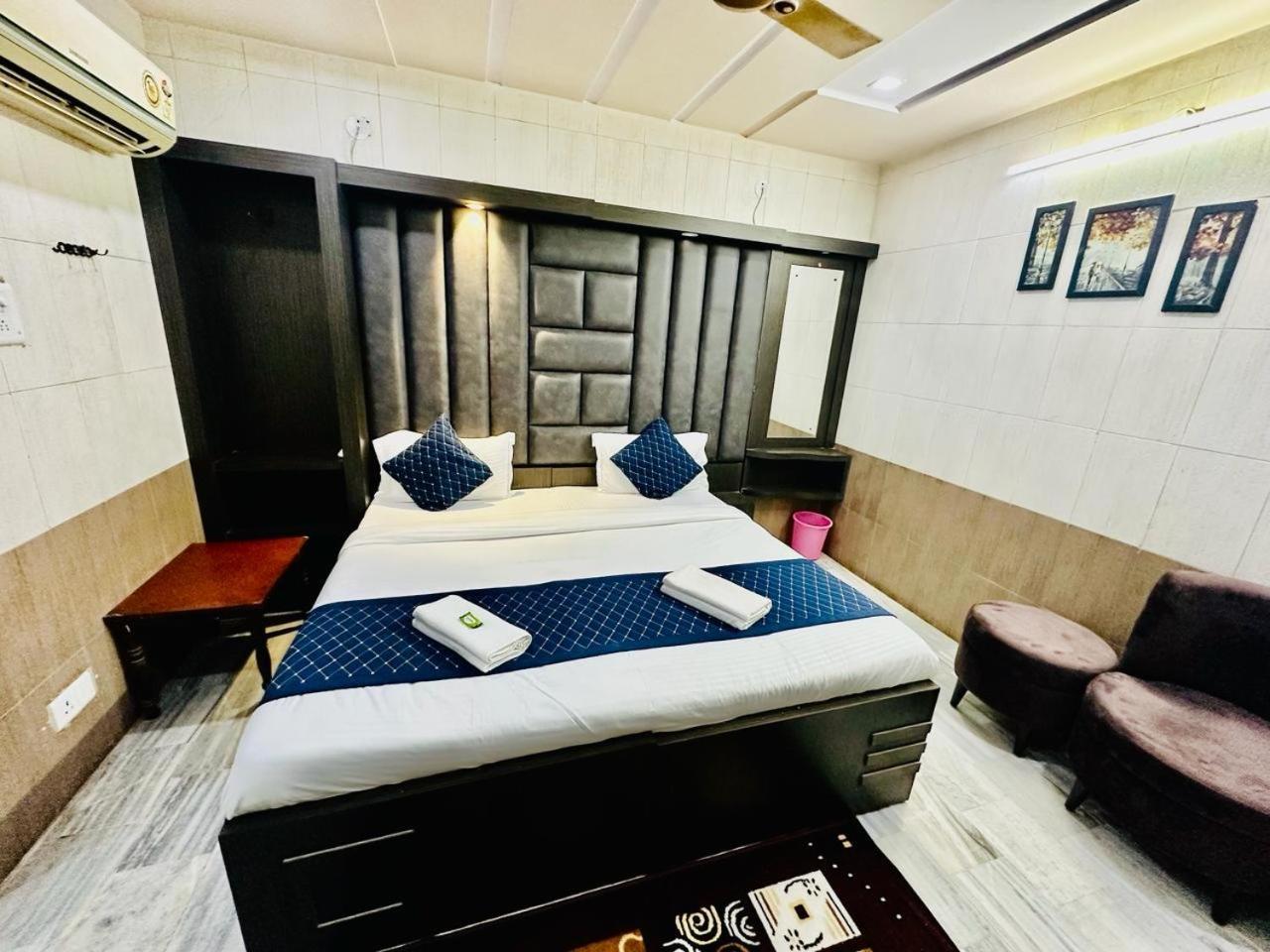 Hotel Sheela, 100M From Taj Mahal Agra  Eksteriør bilde