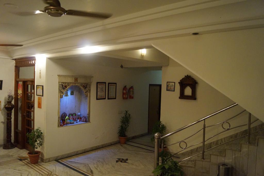 Hotel Sheela, 100M From Taj Mahal Agra  Eksteriør bilde
